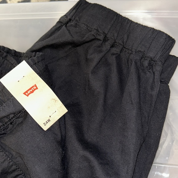 NWT Levi’s BELTED JET SET JOGGERS - Picture 5 of 6